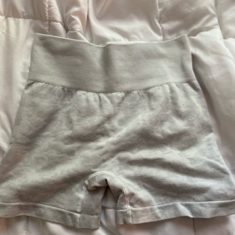 seamless white camo gym shorts shein s